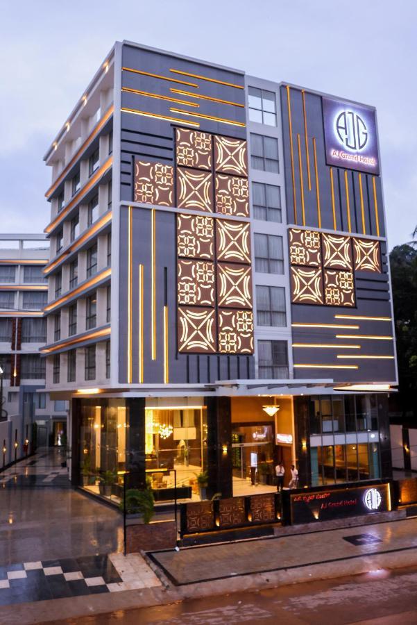 Aj Grand Hotel Mangalore Dış mekan fotoğraf
