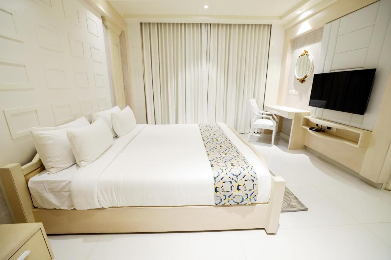Aj Grand Hotel Mangalore Dış mekan fotoğraf