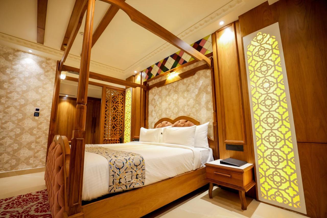 Aj Grand Hotel Mangalore Dış mekan fotoğraf