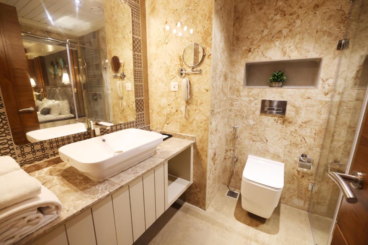 Aj Grand Hotel Mangalore Dış mekan fotoğraf